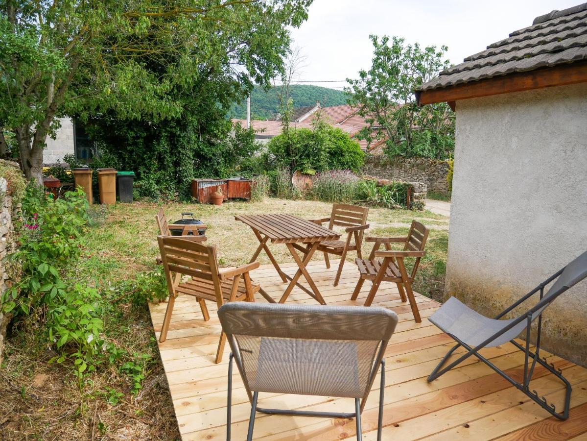 Leyrieu Gite Du Lavoir מראה חיצוני תמונה
